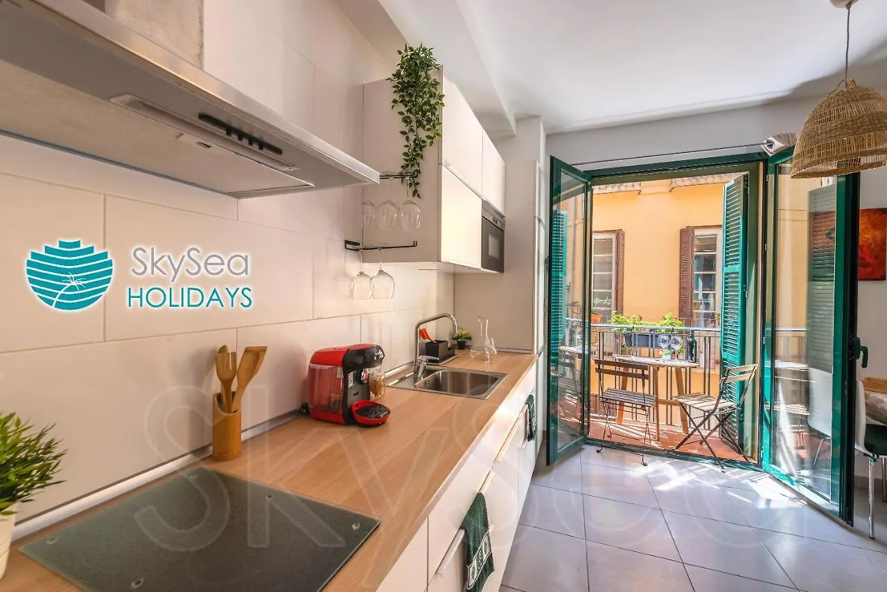 Skysea Holidays City Center Suites Málaga Apartment