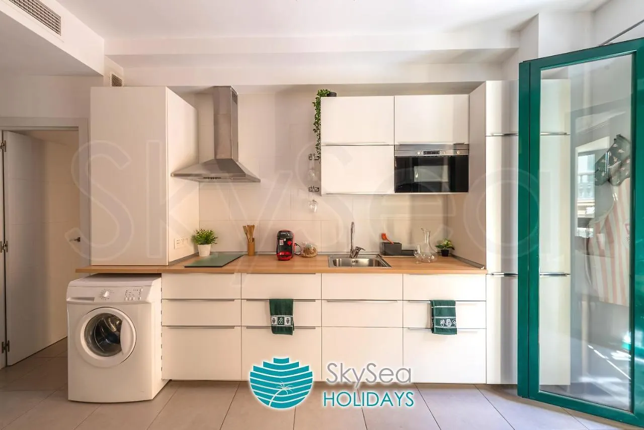 Skysea Holidays City Center Suites Málaga Apartment