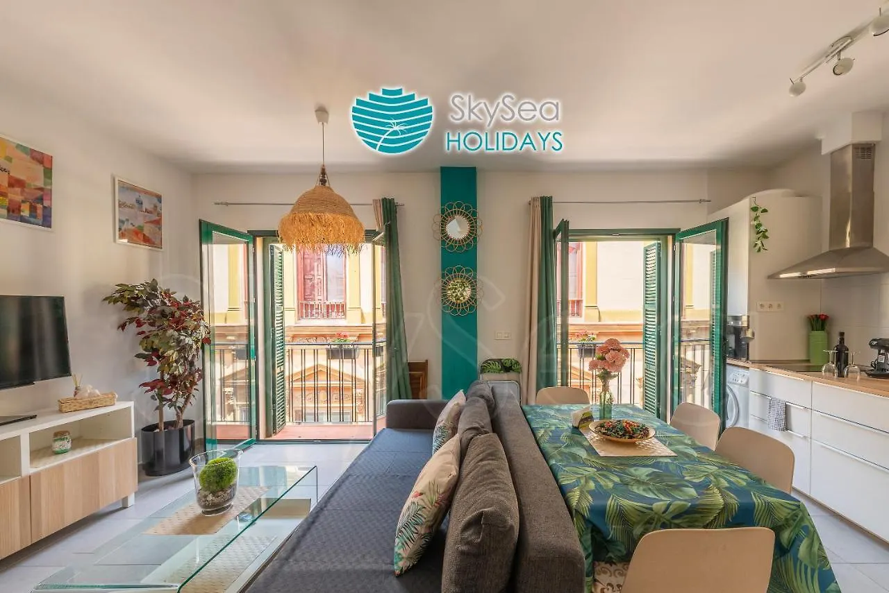 Skysea Holidays City Center Suites Málaga 0*,
