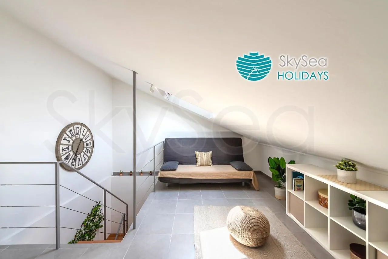 Skysea Holidays City Center Suites Málaga Apartamento